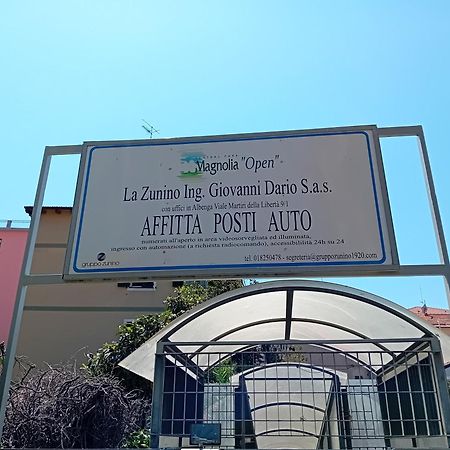 Ama Affittacamere 阿尔本加 外观 照片